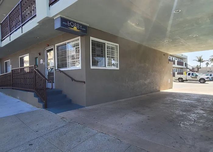 Beachwalker Inn&Suites