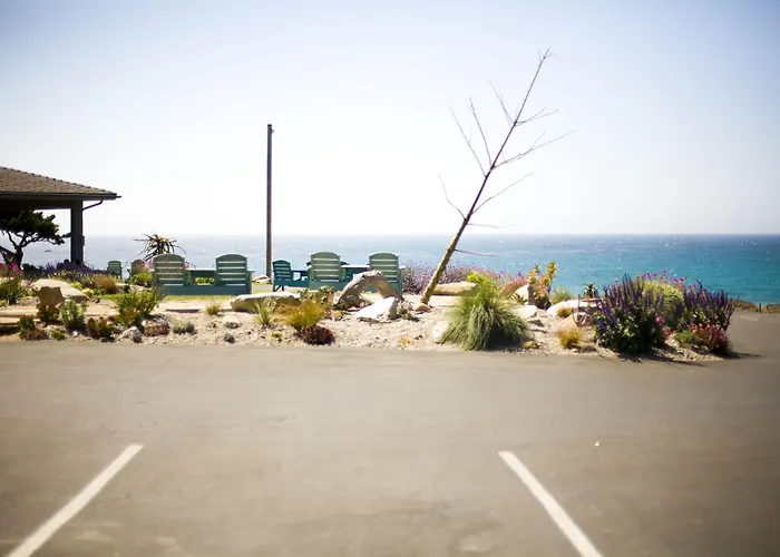 Cambria Shores Inn